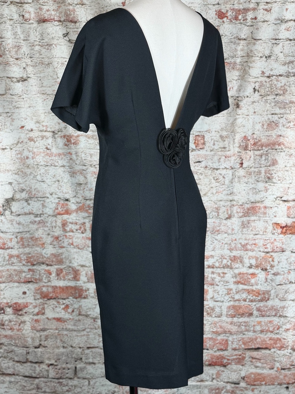 VTG Late Edition Classic Black V-Back Sheath Dress Women’s Size 8